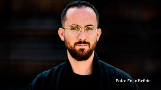 Das Eröffnungskonzert des Schleswig-Holstein Musik Festivals 2022 wird am 3. Juli live bei 3sat übertragen. In Lübeck tritt Star-Pianist Igor Levit mit dem NDR Elbphilharmonie Orchester auf. (Foto: Felix Bröde)