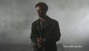 MagentaTV präsentiert im Mai neben der ersten auch die neue zweite Staffel der Serie „Interview with the Vampire“. Die Hauptrolle der Neuinterpretation des weltweit erfolgreichen Gothic-Romans von Anne Rice übernimmt in beiden Staffeln der britische Schauspieler Jacob Anderson. (Foto: AMC Studios)