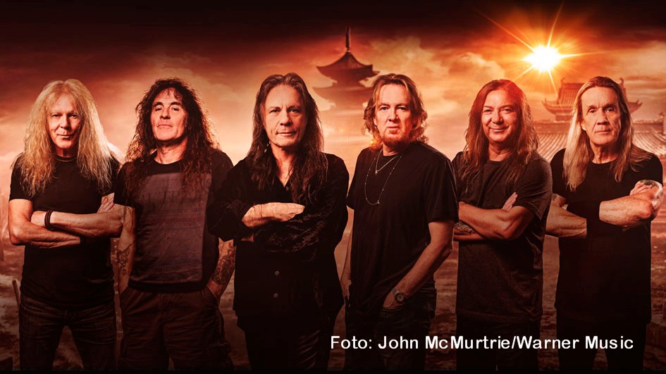 Nach Wacken ist vor Wacken. Die nächste Ausgabe des weltbekannten Heavy Metal-Festivals, bei der im August 2023 u.a. Iron Maiden mit Frontmann Bruce Dickinson auftreten sollen, war bereits nach wenigen Stunden ausverkauft. (Foto: John McMurtie/Warner Music)