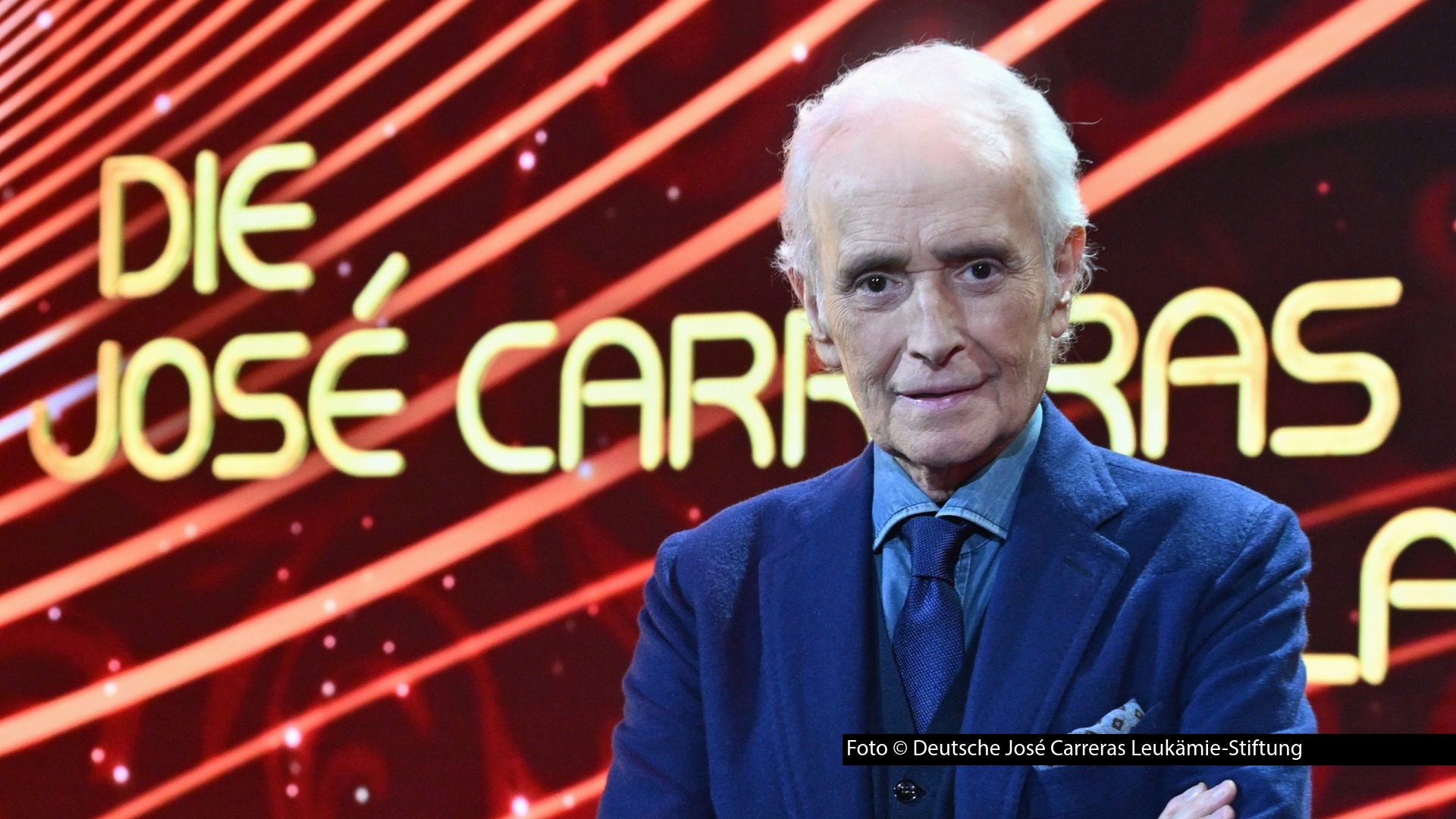 Startenor José Carreras feiert Anfang Dezember seinen 80. Geburtstag. Wenige Tage danach bringt er in Leipzig die jüngste Ausgabe seiner Spendengala für den Kampf gegen Leukämie auf die Bühne. Das MDR Fernsehen überträgt das Charity Event am Abend des 16. Dezember live.