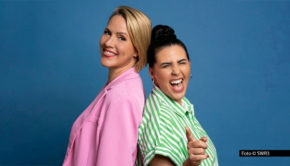 In ihrem Podcast „Baborie & Rakers“ arbeiten Judith Rakers und Ariana Baborie das Alphabet ab. Die aktuelle Folge, die auf allen gängigen Plattformen verfügbar ist, beschäftigt sich mit Begriffen, die mit „Q“ beginnen – von „Quality Time“ über „Quiet Quitting“ bis einfach nur: „Quatschen“. (Foto: SWR3)