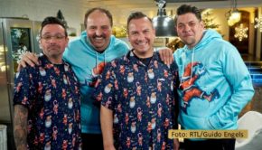 Die Weihnachts-Edition von „Kitchen Impossible“ ist eine feste Größe im Programm von Vox. Diesmal gehen Tim Raue und Hans Neuner sowie Tim Mälzer und Johann Lafer als Duos in den kulinarischen Wettkampf. Schauplätze des Specials am 3. Dezember sind Malta und Polen. (Foto: RTL/Guido Engels)
