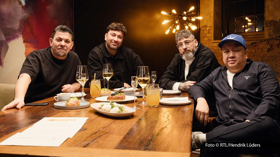 V.l.: Tim Mälzer, Marteria, Sido, The Duc Ngo +++ Die Verwendung des sendungsbezogenen Materials ist nur mit dem Hinweis und Verlinkung auf RTL+ gestattet. Foto-RTL_Hendrik-Lueders