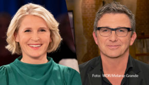 Schauspieler und Moderator Hans Sigl springt im „Kölner Treff“ als Co-Moderator Susanne Link zur Seite. Zu den Gästen der beiden gehören am 19. Januar u.a. die Moderatorin Judith Rakers, der Investigativ-Journalist Günter Wallraff sowie der Schauspieler Peter Lohmeyer. (Foto: WDR/Melanie Grande)