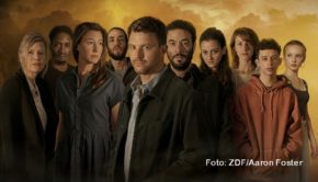 Zahlreiche neue Serien hat das ZDF für die kommende Programmsaison in Aussicht gestellt. Darunter ist auch „Liberame – Nach dem Sturm“ mit u.a. Friedrich Mücke und Johanna Wokalek, die in dieser Woche beim Filmfest München präsentiert wird. (Foto: ZDF/Aaron Foster)