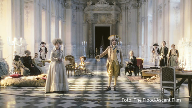 Am 7. August startet am Lago Maggiore die 77. Ausgabe des Locarno Film Festivals, bei dem bis zum 17. August 17 Filme aus aller Welt um den „Goldenen Leoparden“ konkurrieren. Fünf Beiträge kommen aus Deutschland oder wurden mit deutscher Beteiligung realisiert. Den Auftakt macht die Weltpremiere von „Le Déluge“ des italienischen Regisseurs Gianluca Jodice. (Foto: Ascent Film)