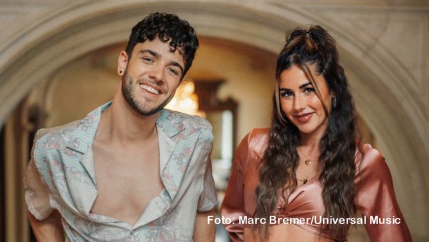 Das Duett „Ma Bonita“ von Luca Hänni und Sarah Engels ist am heutigen 15. Juli als digitale Single und Musikvideo erschienen. An diesem Sonntag stellen die beiden den Song im „ZDF Fernsehgarten“ vor. (Foto: Marc Bremer/Universal Music)