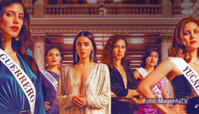 Die achtteilige Thriller-Serie „Señorita 89“ ist seit dem 5. Februar in Deutschland exklusiv bei MagentaTV verfügbar. Regisseurin Lucía Puenzo erzählt darin eine dramatische Geschichte rund um die Miss-Mexiko-Wahl des Jahres 1989. (Foto: MagentaTV)