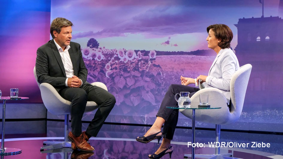 HP_Maischberger Die Woche_Folge 664_2021_Robert Habeck, Sandra Maischberger_Foto WDR_Oliver Ziebe