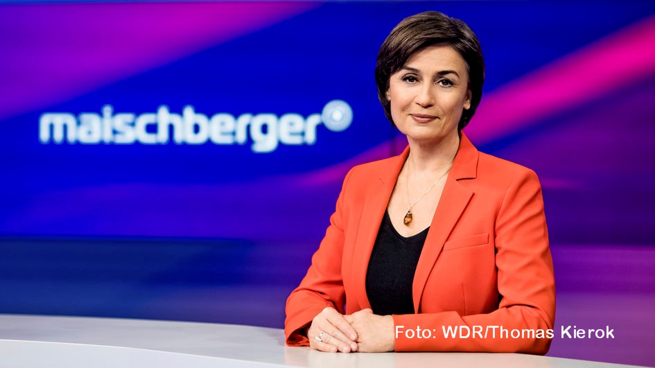 Am 23. Mai zeigt das Erste um 22:50 Uhr eine neue Ausgabe der Talkshow „Maischberger“. Moderatorin Sandra Maischberger spricht am Abend u.a. mit der Grünen-Politikerin Katharina Schulze und dem bayerischen Wirtschaftsminister Hubert Aiwanger über die wachsende Kritik am geplanten Heizungsgesetz der Ampel. (Foto: WDR/Thomas Kierok)