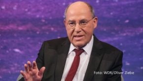 Die weitere Eskalation des Konflikts zwischen Israel und der islamistischen Hamas ist eines der Hauptthemen in der ARD-Talkshow „Maischberger“ am 18. Oktober. Zu Gast sind u.a. die Politiker Gregor Gysi, Otto Schily, Marieluise Beck und Wolfgang Bosbach. (Foto: WDR/Oliver Ziebe)
