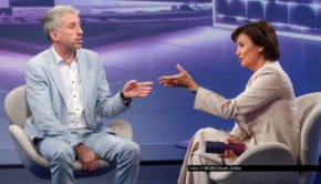 Baden-Württemberg hat gewählt. Zwar liegen die Grünen vorn, doch welche Parteien künftig im Südwesten regieren werden, ist noch offen. Am 10. März spricht Sandra Maischberger in ihrer ARD-Talkshow über die Folgen der Wahl. Zu Gast ist u.a. der Tübinger Oberbürgermeister Boris Palmer. Foto © WDR/Oliver Ziebe