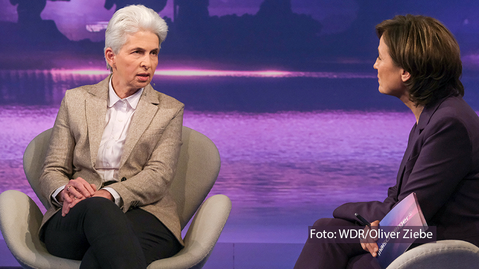 Die ukrainischen Truppen vermeldeten zuletzt Erfolge an der Südfront und auf der Krim. Wie die aktuellen Geschehnisse einzuschätzen sind, diskutiert Sandra Maischberger am 26. September in ihrer ARD-Talkshow u.a. mit FDP-Verteidigungsexpertin Marie-Agnes Strack-Zimmermann. (Foto: WDR/Oliver Ziebe)