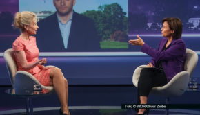 Wohin steuern die USA? In ihrer ARD-Talkshow suchen Sandra Maischberger und die Juristin und USA-Expertin Sandra Navidi nach Antworten. Zu Gast ist u.a. auch die Schauspielerin Iris Berben, die sich für Deutschland endlich eine Bundespräsidentin wünscht. (Foto © WDR/Oliver Ziebe)