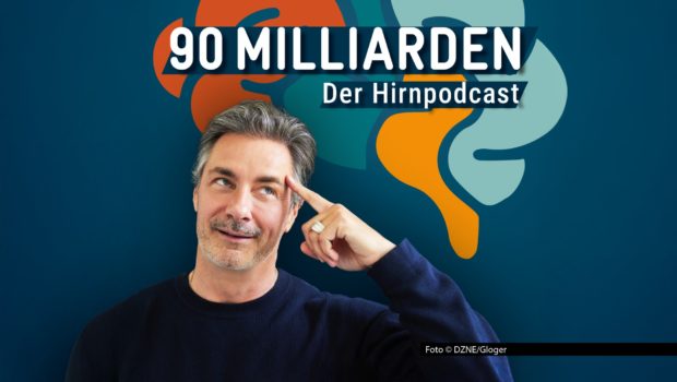 Am 23. September startet Marco Schreyl in Kooperation mit dem DZNE einen neuen Podcast: „90 Milliarden – Der Hirnpodcast“. In dem monatlich erscheinenden Format spricht der Moderator mit Expertinnen und Experten sowie Betroffenen über neurologische Erkrankungen und deren Folgen. Foto © DZNE/Gloger