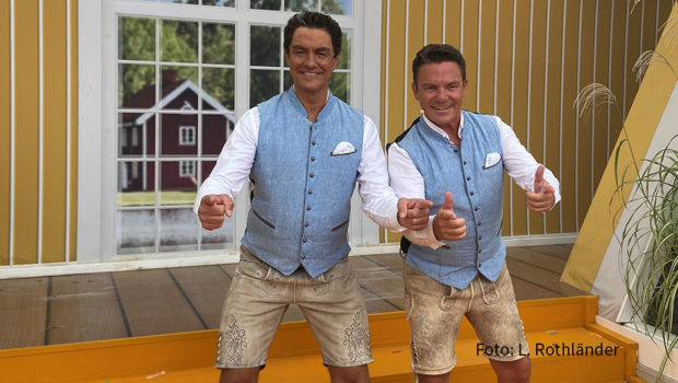 Matze Knop überraschte „Immer wieder sonntags“-Gastgeber Stefan Mross beim gestrigen Staffelfinale. Als Doppelgänger sorgte der Comedian und Parodist für einen gelungenen Saisonabschluss. Die Show verbuchte einen stattlichen Marktanteil von 16,4 Prozent. (Foto: Lisa Rothländer)