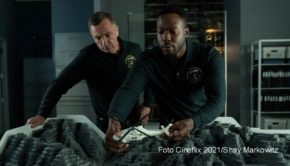 Ein rundes Jubiläum steht im Januar 2022 für „Mayday – Alarm im Cockpit“ an. Mit der deutschen TV-Premiere bei National Geographic geht die Doku-Serie, in der Luftfahrt-Unglücke nachgezeichnet und analysiert werden, bereits in die 20. Staffel. (Foto: Cineflix 2021/Shay Markowitz)