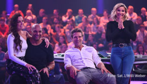 Wie tragfähig sind Promi-Beziehungen? Fitness-Coach Detlef Soost und seine Frau Kate Hall zeigen, was geht, und treten am 10. Februar bei „Mein Mann kann. Meine Frau auch“ u.a. gegen Moderator Peer Kusmagk und Model Janni Kusmagk an. Durch die Sat.1-Spielshow führt Daniel Boschmann. (Foto: Sat.1/Willi Weber)