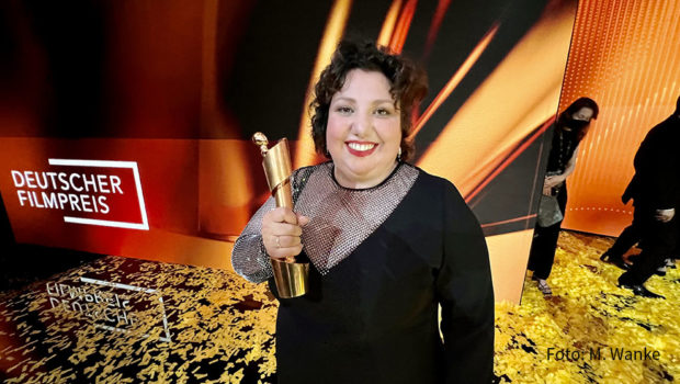 Bei der Verleihung des Deutschen Filmpreises gewann Meltem Kaptan für ihre Rolle in „Rabiye Kurnaz gegen George W. Bush“ die Lola als beste Hauptdarstellerin. Bester Hauptdarsteller wurde Albrecht Schuch („Lieber Thomas“). (Foto: Marcus Wanke)