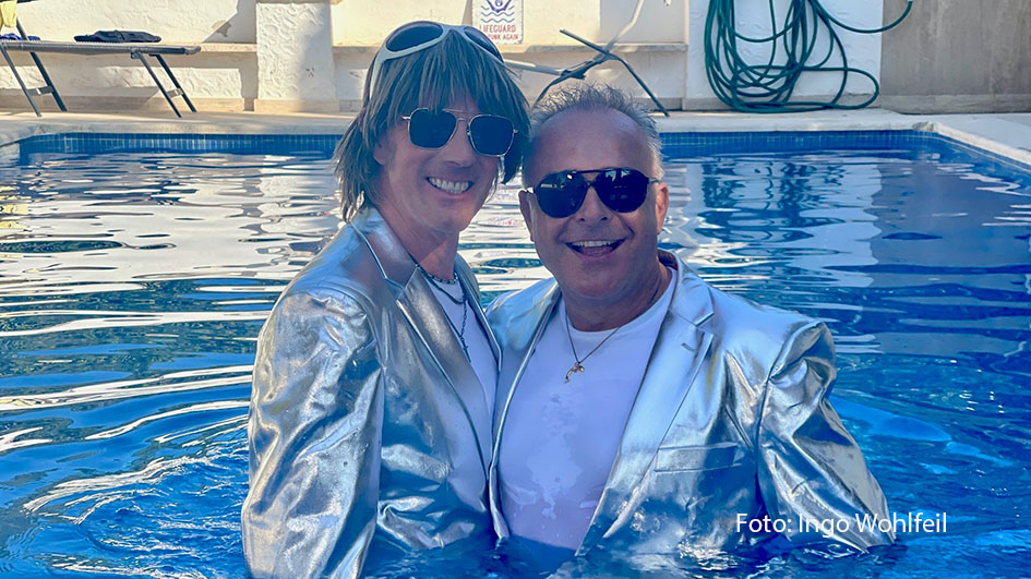 Vom „Ballermann“ ins Schlagerland: Tim Toupet und Mickie Krause betreten musikalisches Neuland und treten erstmals als Duo auf. Anfang nächsten Monats erscheint ihre gemeinsame Single „Dann leg ich Schlager auf“. (Foto: Ingo Wohlfeil)