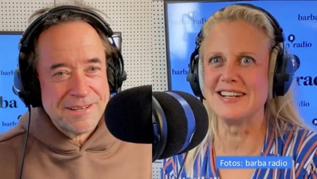 In der neuen Ausgabe von Barbara Schönebergers barba radio-Podcast „Mit den Waffeln einer Frau“ ist Schauspieler und Musiker Jan Josef Liefers zu Gast. Es geht u.a. um Kindheitserinnerungen an ein Sexbuch und eine Puddingpulverfabrik sowie seine Vorliebe für Knoblauch. (Foto: barba radio)