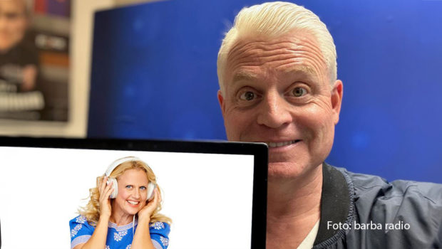 Guido Cantz feiert seine Premiere bei Barbara Schönebergers Podcast „Mit den Waffeln einer Frau“ und plaudert humorvoll über den Kölner Karneval, über seine Falten und Schulzeit. Seit dem 8. Juli gibt’s die neue Ausgabe des barba radio-Formats überall zum Streamen. (Foto: barba radio)