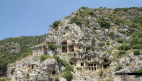 Am 23. April startet auf dem Doku-Sender National Geographic die neue Serie „Mysterien aus Stein“. Darin geht’s um einige der spektakulärsten Bauwerke der Menschheitsgeschichte, darunter Monumente wie das Kolosseum oder die Lykischen Felsengräber von Myra. Foto © Pexels