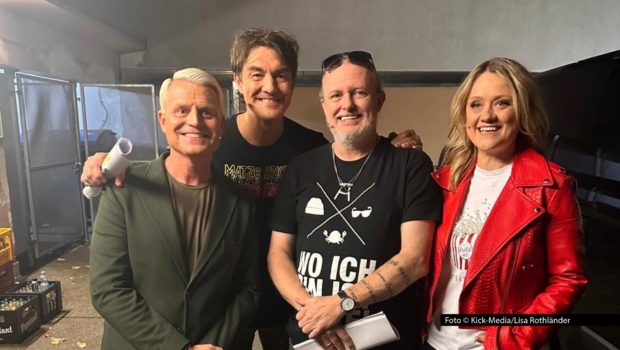 Am Mittwochabend fand im neuen „NightWash Club“ in Köln die diesjährige „Nacht der 1.000 Witze“ statt. Im Rahmen des Cologne Comedy Festivals präsentierten Matze Knop, Markus Krebs, Lisa Feller, Abdelkarim und Guido Cantz einen Abend, der ganz dem klassischen Witzeerzählen gewidmet war. Foto © Kick-Media/Lisa Rothländer