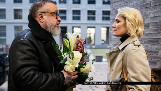 Im Rahmen des öffentlich-rechtlichen Serienabkommens „New8“ sind bereits zahlreiche hochwertige Produktionen wie das finnische Crime-Drama „Queen of Fucking Everything“ entstanden. Nun wird die Initiative, an der das ZDF und sieben weitere Partner beteiligt sind, bis 2029 verlängert. (Foto © ZDF/Jaakko Kahilaniemi)