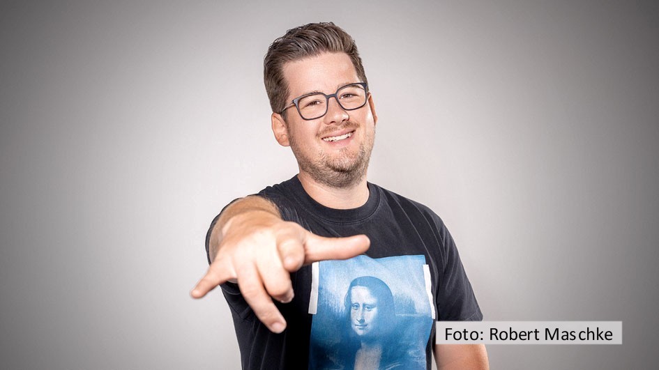 Das traditionsreiche Comedy-Newcomer-Format „NightWash“, das einst beim WDR an den Start ging, hat eine neue Heimat im linearen TV: RTLzwei zeigt ab dem 28. März neue Folgen am Donnerstagabend. Als Hosts sind u.a. Stars wie Chris Tall und Atze Schröder mit dabei. (Foto: Robert Maschke)