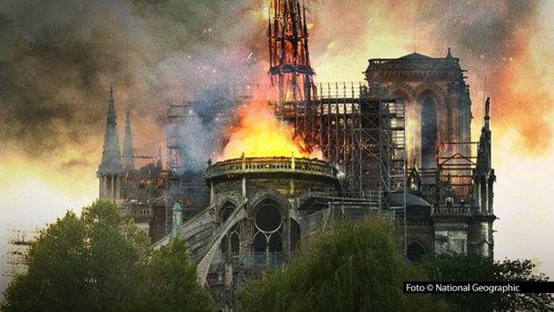 Am 9. April läuft der zweiteilige Dokumentarfilm „Notre-Dame: Wiederaufbau einer Ikone“ in deutscher Erstausstrahlung bei National Geographic. Er dokumentiert die umfangreichen Restaurierungsarbeiten an der berühmten Kathedrale, die 2019 bei einem Brand schwer beschädigt wurde. (Foto © National Geographic)