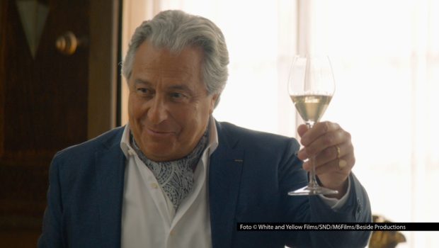 Seit dem 22. September ist Oh la la – Wer ahnt denn sowas? exklusiv bei MagentaTV+ in Deutschland zu streamen. In der französischen Komödie spielt unter anderem „Monsieur Claude“-Star Christian Clavier eine der Hauptrollen. Foto © White and Yellow Films/SND/M6Films/Beside Productions