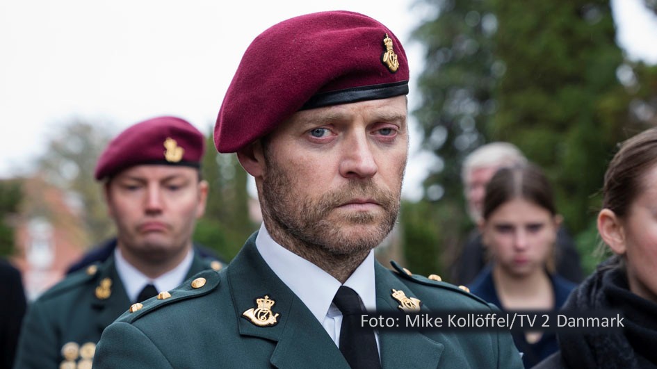 In der dänisch-deutschen Thriller-Serie „Oxen“ spielt Jacob Lohmann den titelgebenden Elitesoldaten, der nach seiner unehrenhaften Entlassung aus der Armee für die Geheimpolizei PET arbeitet. Der Sechsteiler, basierend auf den Bestsellern von Jens Henrik Jensen, läuft ab Ende Februar in der ZDF-Mediathek. (Foto: Mike Kollöffel/ TV 2 Danmark)