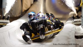 Am morgigen Samstag treten über 40 hochmotivierte Promis gegeneinander an, um beim großen Comeback der TV total Wok-WM bei ProSieben den begehrten Sieg einzufahren. Mit dabei sind u.a. Joey Kelly, Alexander Kumptner, Evelyn Burdecki und Olympiasieger Johannes Ludwig. (Foto: ProSieben/Willi Weber)