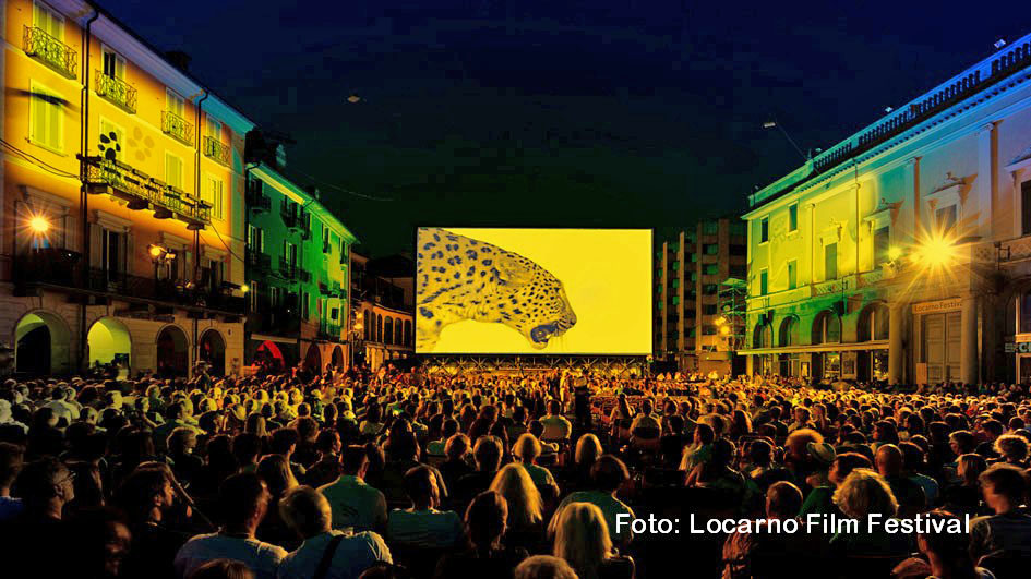 Ab dem heutigen 3. August wird die Piazza Grande wieder zum Treffpunkt für Filmfans und Branchenvertreter. An insgesamt elf Tagen ist sie der zentrale Spielort für das traditionsreiche Locarno Film Festival. (Foto: Locarno Film Festival)