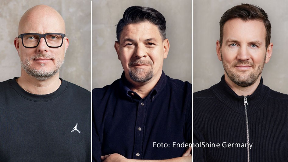 TV-Koch Tim Mälzer und EndemolShine Germany haben das Joint Venture Potatohead Pictures ins Leben gerufen. Sven Steffensmeier und Fabian Tobias von EndemolShine übernehmen die Geschäftsführung der neuen Firma, die auch Formate über das Thema „Food“ hinaus entwickeln soll. (Foto: EndemolShine Germany)