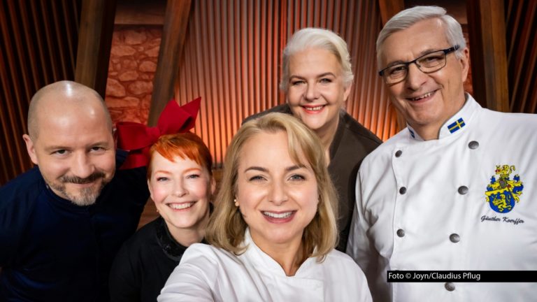 HP_Profibacken Gruppe mit Peggy Porschen_Foto Joyn_Claudius Pflug