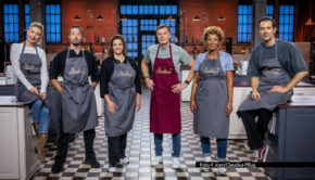 In der zehnten Staffel der Sat.1-Show „Das große Promibacken“ sind am 11. März noch sechs Stars im Rennen. Moderatorin Enie van de Meiklokjes begrüßt Anna-Carina Woitschack, René Casselly, Rebecca Immanuel, Thomas Helmer, Arabella Kiesbauer und Alexander Mazza in der Backstube.