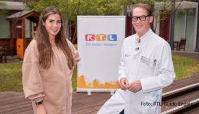 Entertainerin Sarah Engels unterstützt den diesjährigen „RTL Spendenmarathon“ als Projektpatin. Dabei geht’s um die Unterstützung herzkranker Kinder. Das Thema ist der Sängerin ein besonderes Anliegen, da ihr Sohn Alessio mit einem Herzfehler geboren wurde. (Foto: RTL/Guido Engels)
