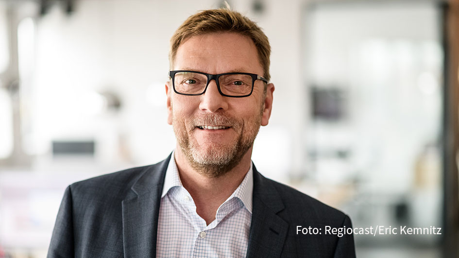 Regiocast-Geschäftsführer Rainer Poelmann sieht für die Audio-Branche eine steigende Nachfrage im Bereich Cloud-Technologien. Auch vor diesem Hintergrund arbeiten er und RTL Radio Deutschland-Chef Stephan Schmitter an einem Joint Venture. (Foto: Regiocast/Eric Kemnitz)