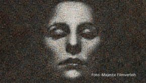 Die Filmbiografie „Riefenstahl“ von Regisseur Andres Veiel und Produzentin Sandra Maischberger läuft nach wie vor erfolgreich in den deutschen Kinos. Mittlerweile hat die Dokumentation über die umstrittene NS-Propaganda-Filmemacherin die 100.000-Besucher-Marke überschritten. (Foto: Majestic Filmverleih)