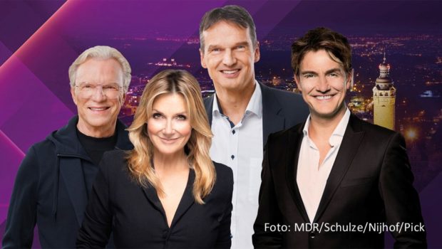 In der MDR-Talkshow „Riverboat“ wechseln sich künftig drei Moderatoren an der Seite von Kim Fisher ab. Den Auftakt am 20. Januar macht Journalist Klaus Brinkbäumer. Ebenfalls zur neuen Stammbesetzung gehören Comedian Matze Knop und Entertainer Wolfgang Lippert. (Foto: MDR/Schulze/Nijhof/Pick)
