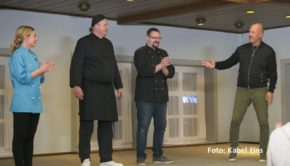 Das Münsterland ist Schauplatz der Spezialausgabe von „Rosins Restaurants“ am 19. Januar. Der letzten verbliebenen Gaststätte in Darup droht das Aus, wenn nicht ein neuer Betreiber gefunden wird. Frank Rosin organisiert einen Wettbewerb mit drei Kandidaten. Die Dorfbewohner entscheiden. (Foto: Kabel Eins)