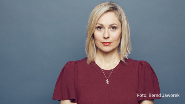 In einem Offenen Brief an die Bundesregierung und die Staatsanwaltschaft Berlin schildert Ruth Moschner ihre eigenen Erfahrungen als Opfer von Netzkriminalität. Sie fordert dazu auf, das reformierte Netzwerkdurchsetzungsgesetz konsequent anzuwenden. (Foto: Bernd Jaworek)