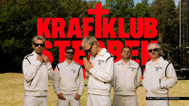 In diesem Jahr feiert das SWR3 New Pop Festival sein 30-jähriges Jubiläum. Passend dazu erwartet die Besucher an gleich vier Festivaltagen in Baden-Baden ein hochkarätiges Line-up, unter anderem mit Zartmann, Purple Disco Machine und der Band Kraftklub. Foto © SWR/Philipp Gladsome