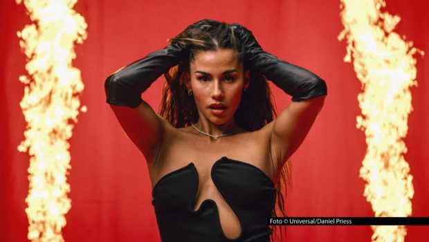 Sängerin Sarah Engels veröffentlicht heute ihren Song „Fire“, mit dem sie um das Ticket für den Eurovision Song Contest ins Rennen geht. Das „Deutsche Finale“ findet am 28. Februar statt und entscheidet darüber, wer Deutschland beim ESC in Wien vertritt. Universal/Daniel Priess