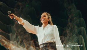 Vier Stunden Schlager und Pop stehen am 7. Dezember in der Primetime bei RTLup auf dem Programm. Gezeigt wird die in Oberhausen mitgeschnittene „Schlagernacht des Jahres“ mit u.a. Sarah Engels, Thomas Anders, Matthias Reim, Ross Antony und Eloy de Jong. (Foto: RTLup/David Stöckl)