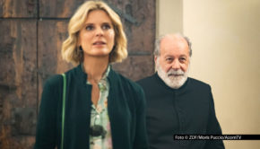 Als britische Geheimagentin im italienischen Exil geht Emilia Fox ab dem 20. April wieder im ZDF auf Verbrecherjagd. Zum Auftakt der neuen Staffel der Krimiserie „Signora Volpe“ spielt auch Mauro Marino als Geistlicher Padre Giuliano eine wichtige Rolle bei den Ermittlungen. (Foto: © ZDF/Moris Puccio/AcornTV)