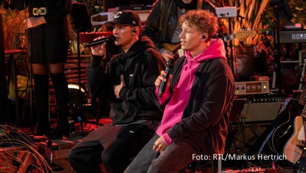 Zum Abschluss der elften Staffel von „Sing meinen Song – Das Tauschkonzert“ stehen am 11. Juni Duette der teilnehmenden Musikstars auf dem Plan. So singen Emilio mit Tim Bendzko, Eva Briegel mit Sammy Amara und Joy Denalane sowie Johannes Oerding mit Eko Fresh. (Foto: RTL/Markus Hertrich)