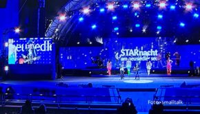 Die Vorbereitungen auf die erste „Starnacht“ des Jahres 2024 laufen auf Hochtouren. Am 1. Juni geht’s u.a. mit Weltstar Albert Hammond sowie den Schlager-Größen Nik P. und Maite Kelly los auf der Seebühne Mörbisch im Burgenland. Barbara Schöneberger und Hans Sigl führen durch die Musikshow, die MDR, SWR und ORF2 live übertragen. (Foto: smalltalk)
